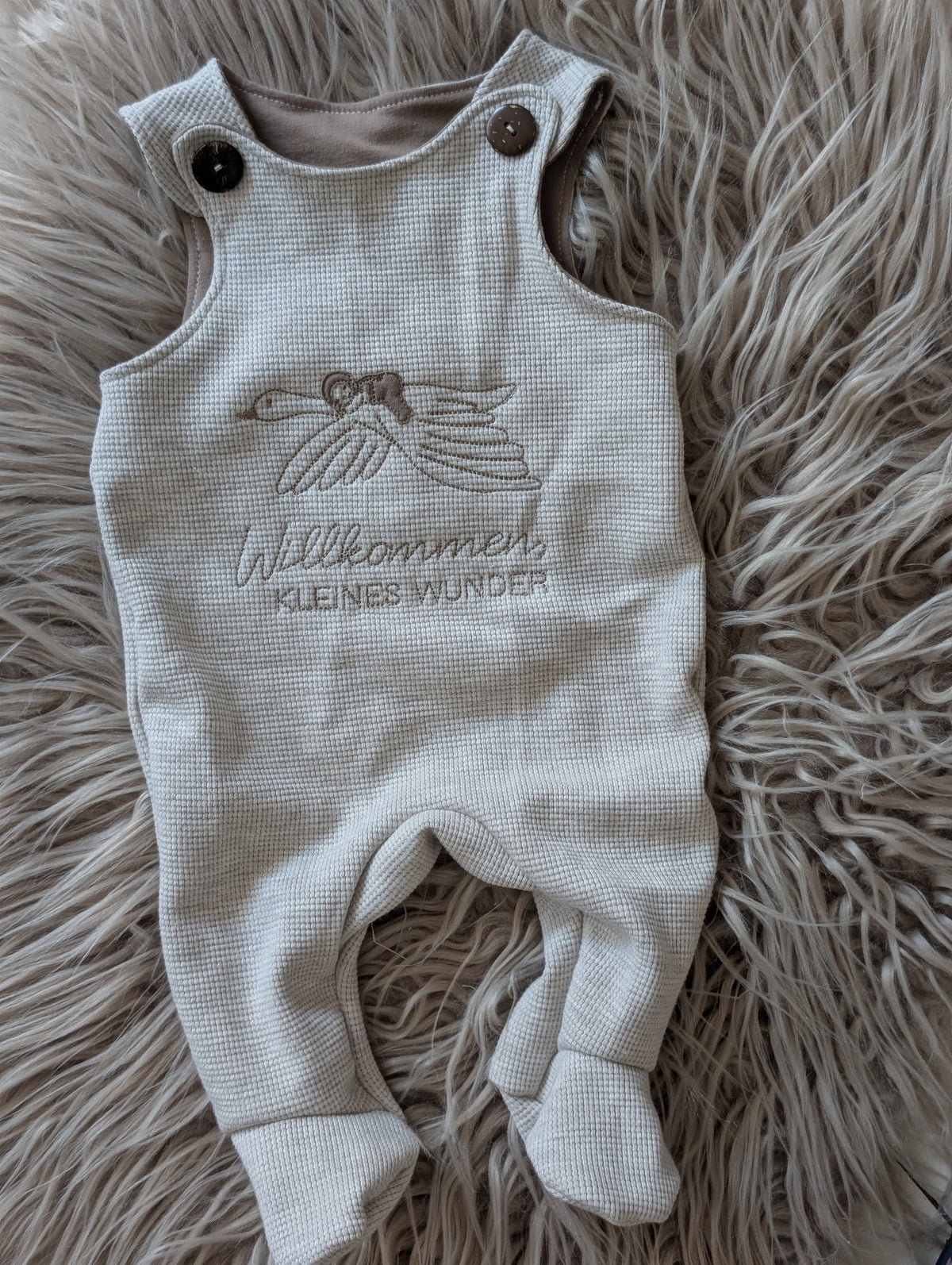 Babystrampler zur Geburt – liebevolle Motive & Sprüche