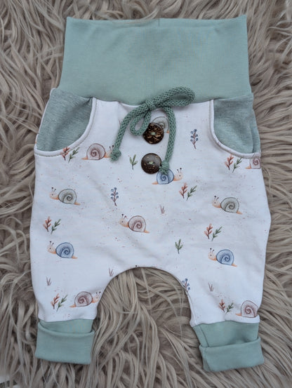 Baby-Set "Schnecke" – Handgemachtes 2-teiliges Outfit für Babys