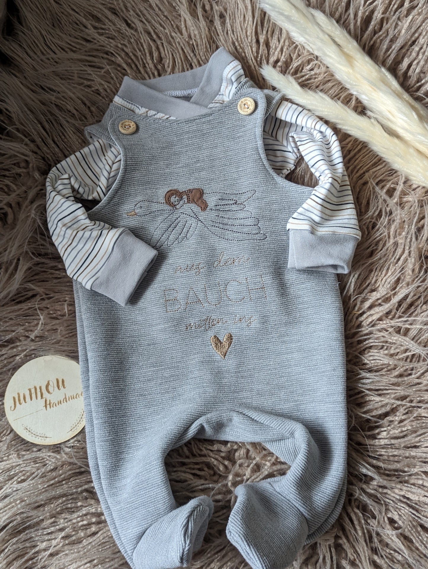 Babystrampler zur Geburt "Aus dem Bauch mitten ins Herz"