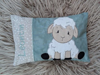 Personalisiertes Kinderkissen mit Schäfchen – 20 × 30 cm