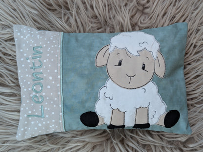 Personalisiertes Kinderkissen mit Schäfchen – 20 × 30 cm